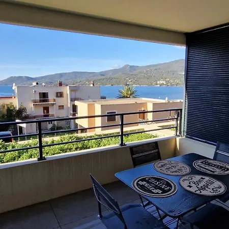 T2 Fronte Di Mare De Standing En Bord De Et Du Centre Du Village De Propriano (Corsica)