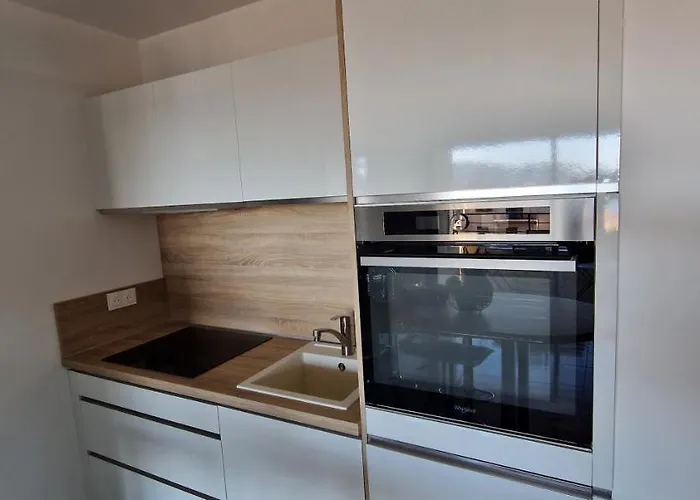 T2 Fronte Di Mare De Standing En Bord De Et Du Centre Du Village De * פרופריאנו